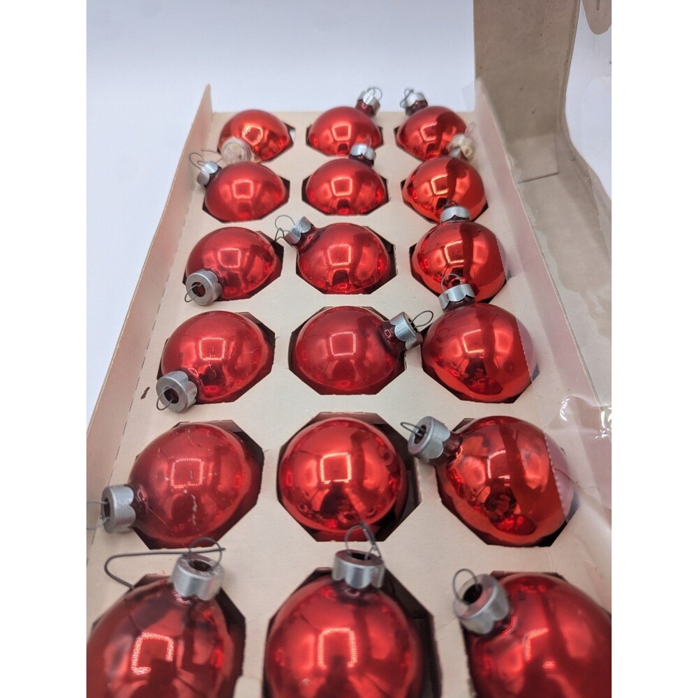 Vtg Pyramid Rauch Jumbo Red Glass Christmas Ornaments Box of 18 USA Shiny 2" - Picture 6 of 7